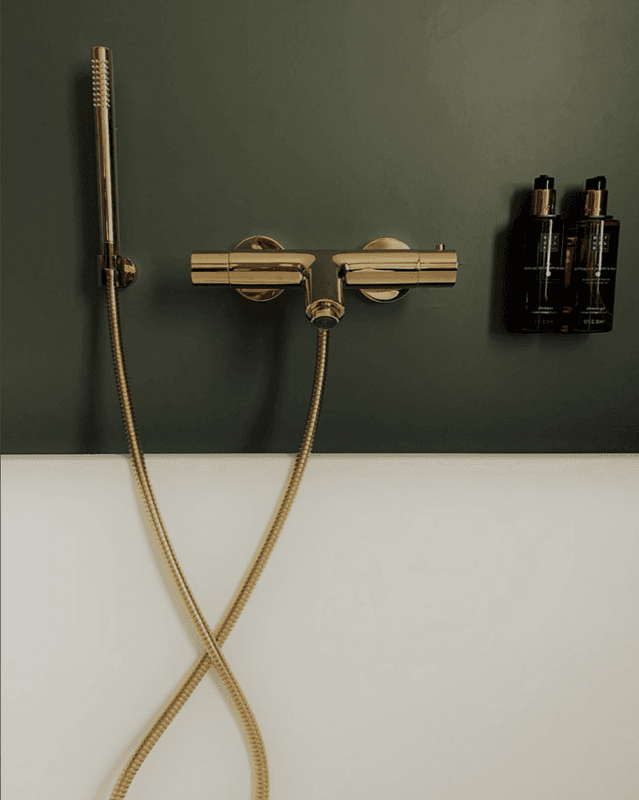 VikingBad Tenge Badekarbatteri gull